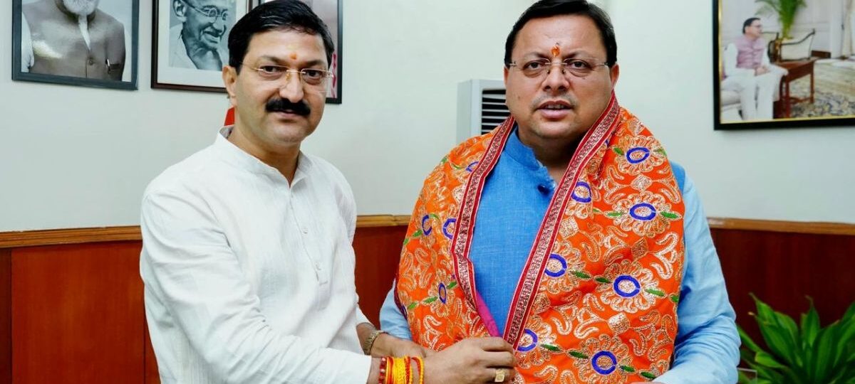 सीएम धामी से मिले बीकेटीसी अध्यक्ष, भू-कानून को लेकर की गयी पहल के लिए व्यक्त किया सीएम का आभार…