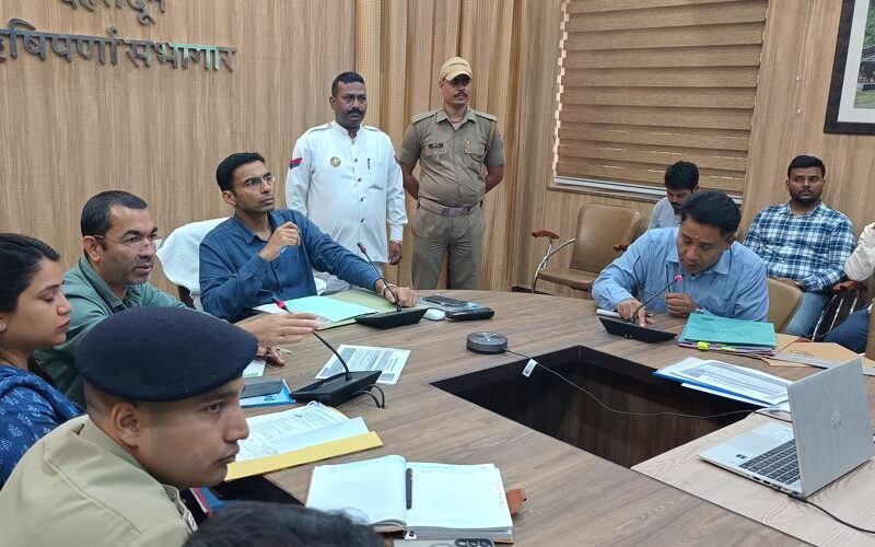 अपनी मर्जी नहीं डाल सकते कहीं भी मलबा, सड़क खुदान पर डीएम देहरादून के सख्त निर्देश…