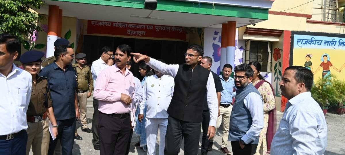 देहरादून में 12727 स्ट्रीट लाइट की हुई मरम्मत, 3880 लाइट के स्विच किये ठीक…