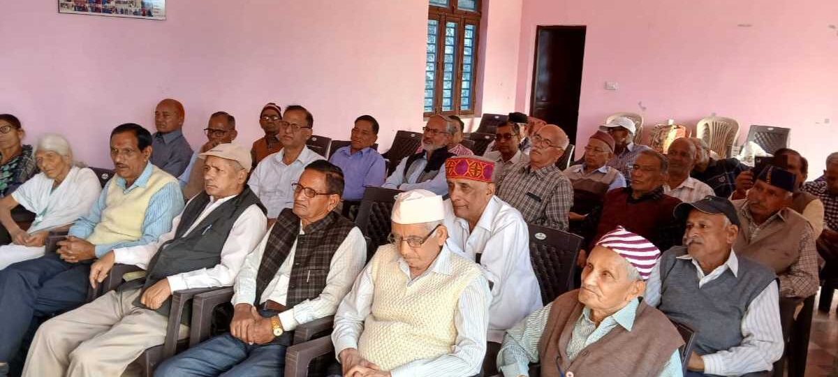 सेवा निवृत्त राजकीय पेशनर्स संगठन मुनिकीरेती-ढालवाला की मासिक बैठक हुई आयोजित…