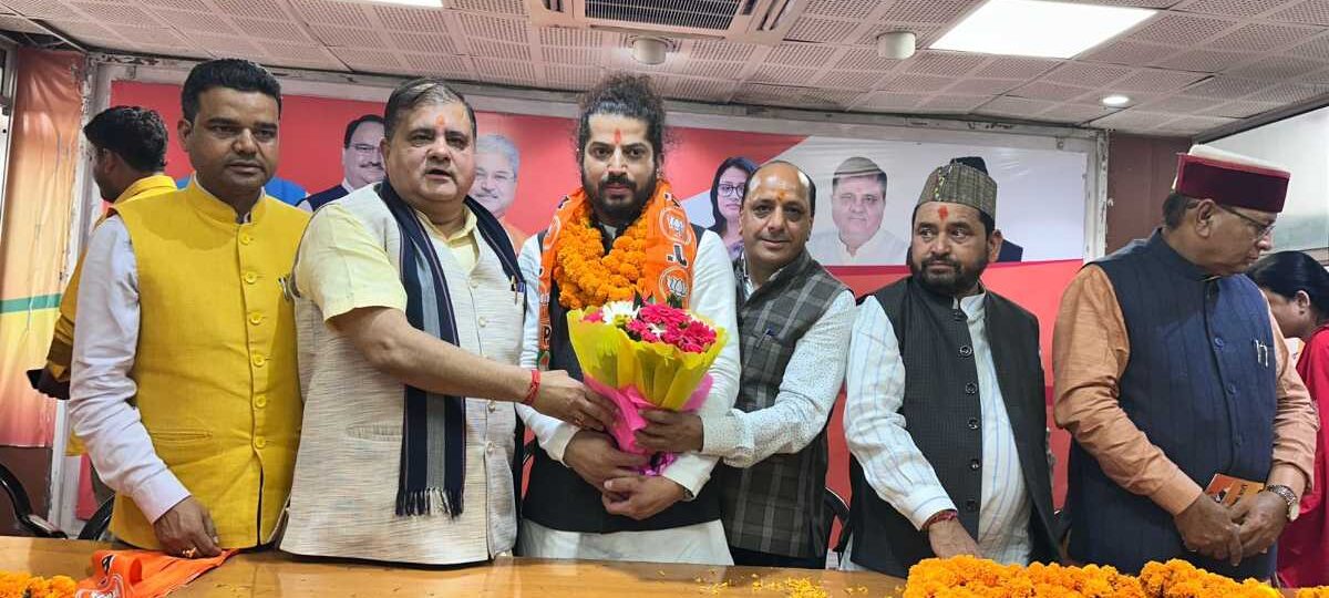 सैकड़ों सामाजिक एवं राजनैतिक कार्यकर्ताओं ने थामा बीजेपी का दामन…