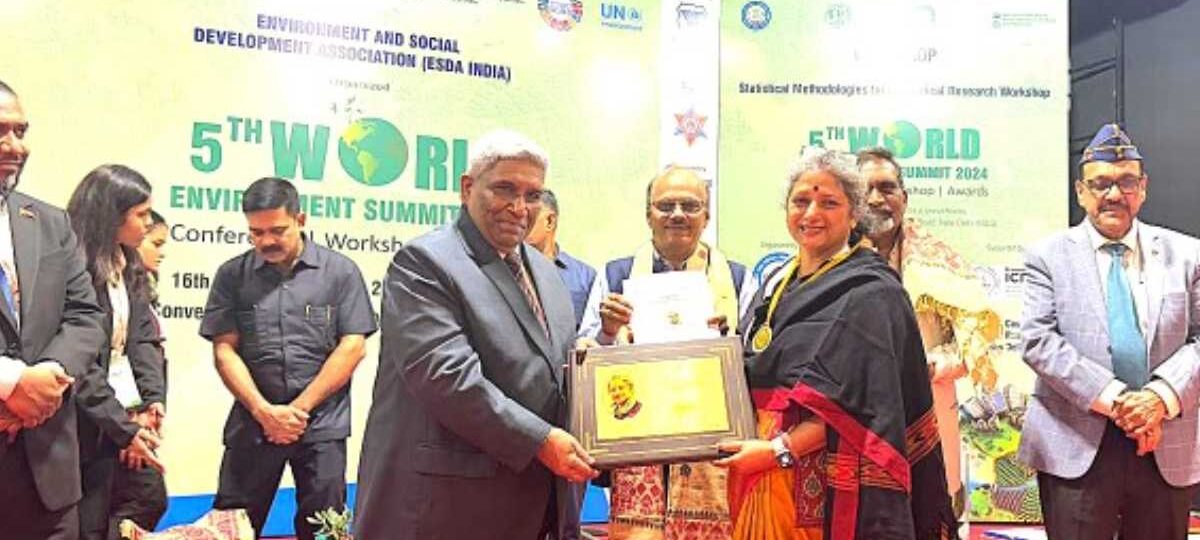 प्रो डॉ. मधु थपलियाल को नई दिल्ली में मिला महिला सशक्तिकरण सम्मान…