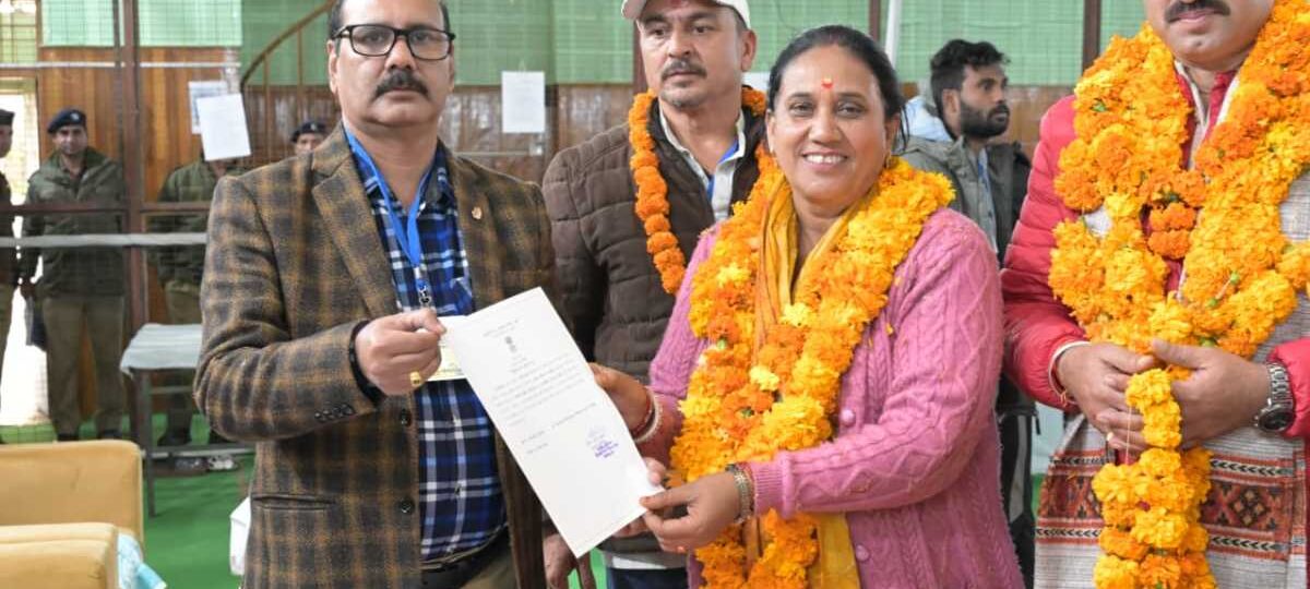 भाजपा प्रत्याशी आशा नौटियाल सर्वाधिक 23814 मत प्राप्त कर विजय रही