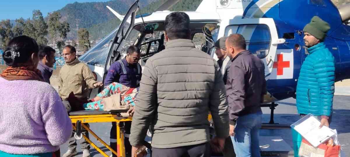 जोशियाड़ा की प्रसूता को हेली एम्बुलेंस से प्रसव के लिए पहुंचाया गया एम्स ऋषिकेश…