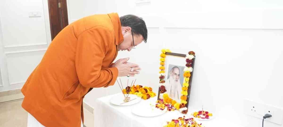 मुख्यमंत्री धामी ने स्वर्गीय इंद्रमणि बडोनी की जयंती पर उन्हें श्रद्धांजलि अर्पित की…