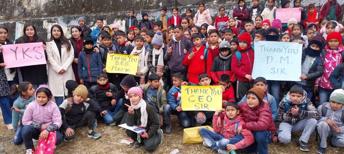 प्रवेश परीक्षा आवागमन व्यवस्था के लिए बच्चों ने डीएम एवं सीडीओ को दिया धन्यवाद…