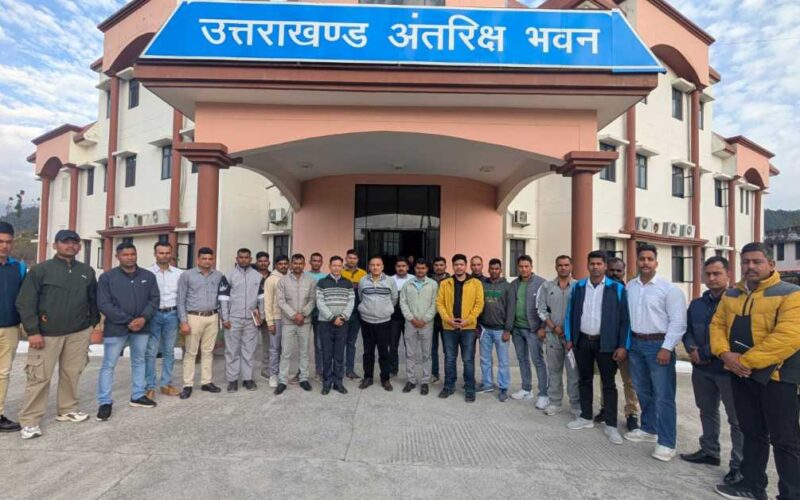 कार्यशाला में विशेषज्ञों ने सिखाएं ड्रोन तकनीक के गुर सिखाएं…