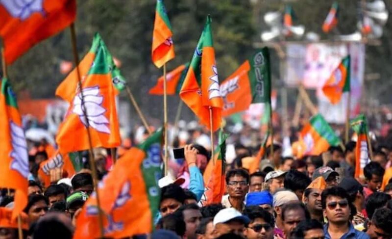 BJP के 47 बागी नेता 6 साल के लिए निष्कासित…