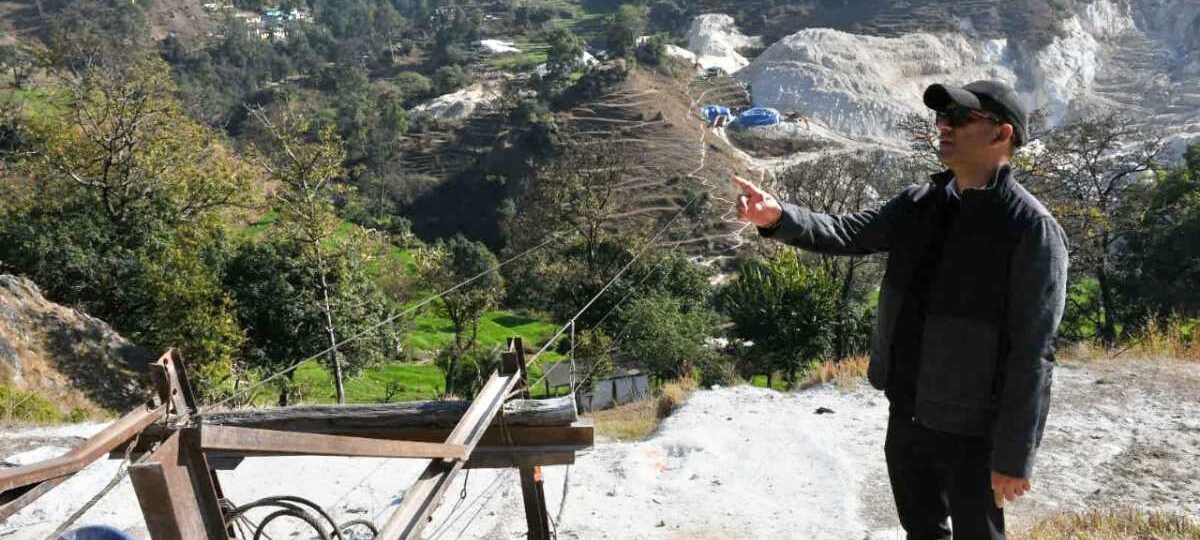 जिलाधिकारी आशीष भटगांई ने डूंगा पाटली, नायल खनन क्षेत्रों का दौरा किया…