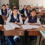 देहरादून: प्रोजेक्ट उत्कर्ष के अंतर्गत सरकारी स्कूलों को साक्षात मिलने लगा नया फर्नीचर…