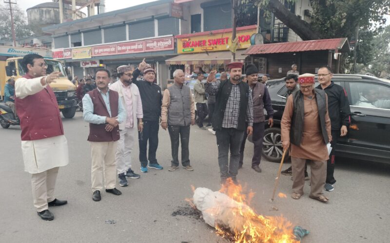 मंत्री प्रेमचंद अग्रवाल के पहाड़ विरोधी बयान से उत्तराखंड में आक्रोश