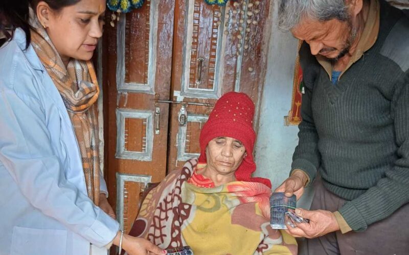 मुख्यमंत्री ने एम्स में भर्ती सारकोट की माहेश्वरी के उपचार के सम्बन्ध में जानकारी ली…