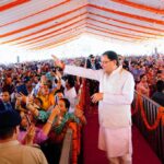 तीन साल के जश्न से निकलीं रोजगार की तीन गारंटी, सरकार ने लिए बढ़े कदम…