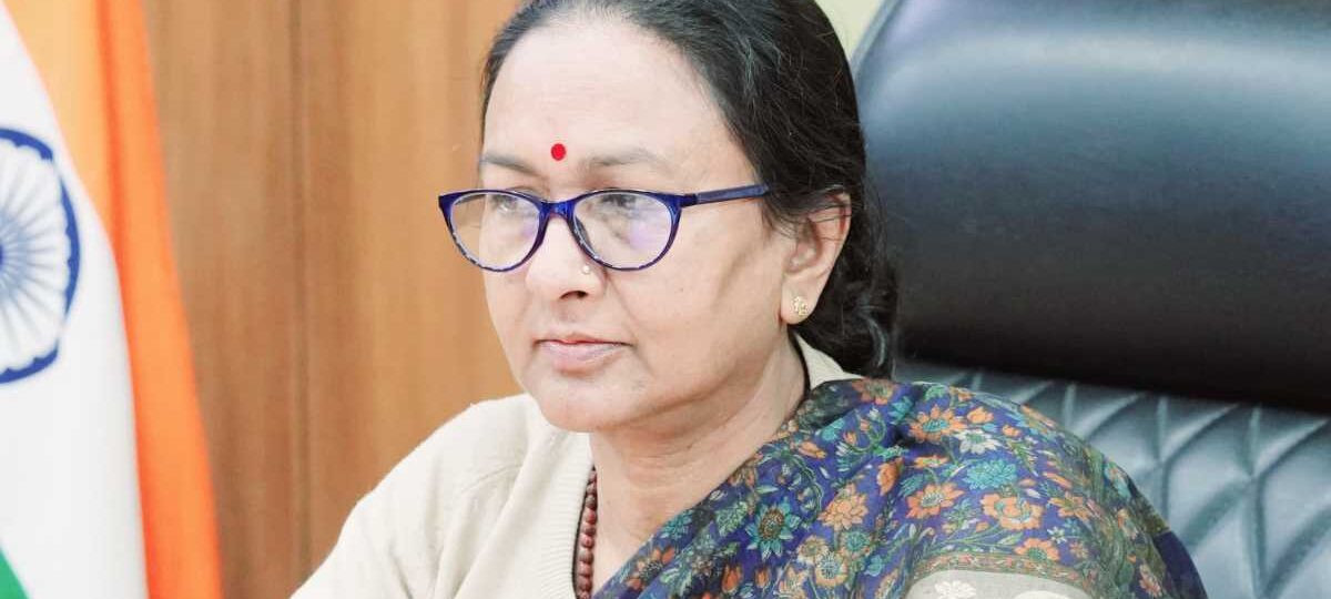 सीएस ने मानसिक स्वास्थ्य की जानकारी पाठ्यक्रमों में शामिल करने के निर्देश दिए …