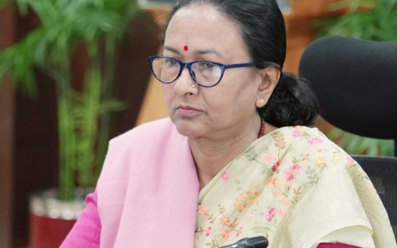 मुख्य सचिव राधा रतूड़ी ने ईएफसी में विभिन्न प्रस्तावों को दिया अनुमोदन