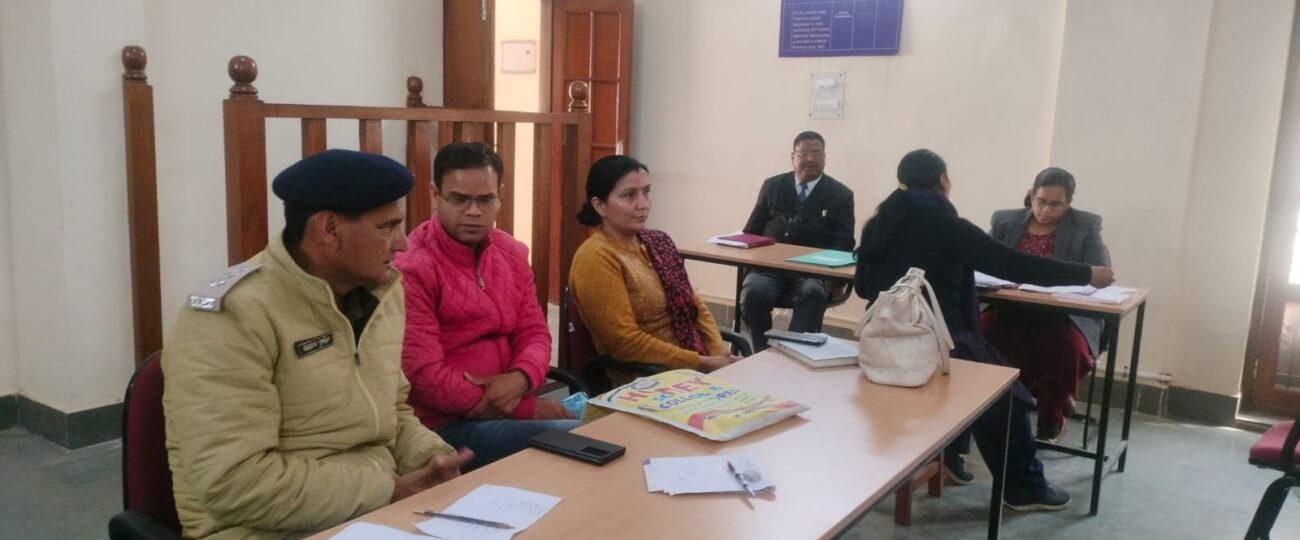 लोक अदालत में हुई जनसुनवाई, कुल 101 वादों का हुआ निस्तारण