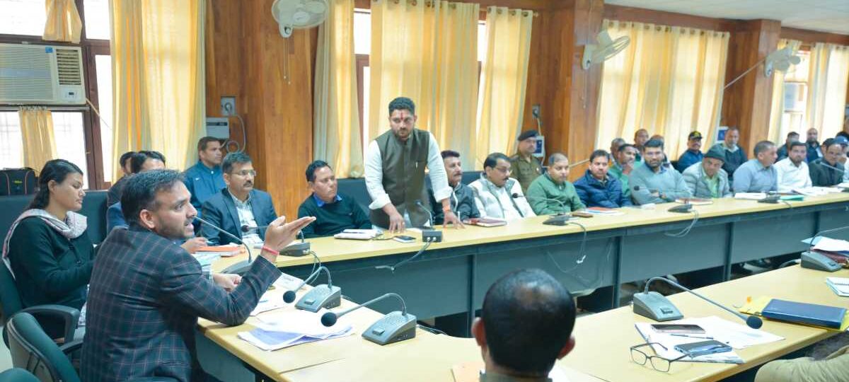 जिलाधिकारी की अध्यक्षता में जन संवाद कार्यक्रम आयोजित, 26 शिकायतें दर्ज, 11 का मौके पर निस्तारण