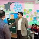 डीएम ने मौके पर ही 3 नवीन कक्षा कक्ष निर्माण,  बाउंड्रीवॉल, रसोईघर टाइल को दी स्वीकृति