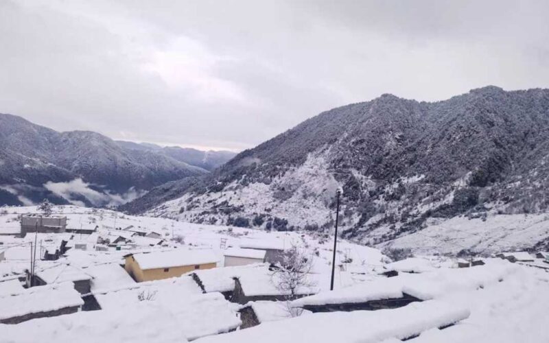 उत्तराखंड में फिर करवट ले सकता है मौसम, Snowfall के आसार…