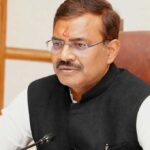 मुख्य सचिव आनन्द बर्द्धन ने विभागों को बजट प्रावधान के अनुरूप राजस्व बढ़ाने के निर्देश दिए