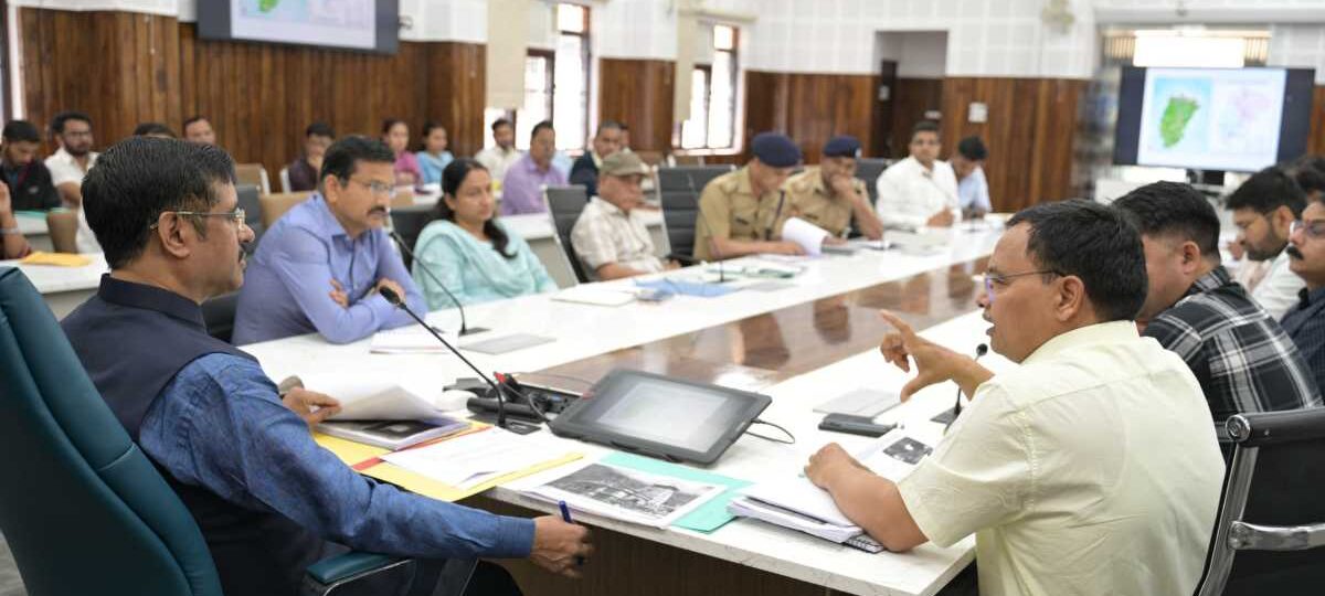 श्री केदारनाथ धाम यात्रा तैयारियों के दृष्टिगत यात्रा सचिव ने ली अधिकारियों की बैठक