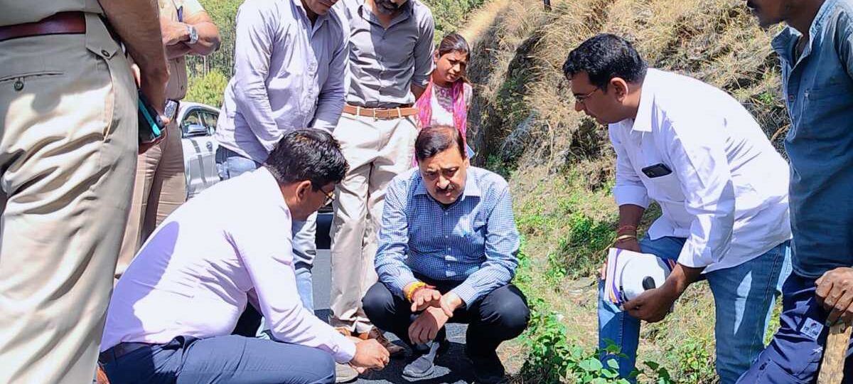 सकुशल चारधाम यात्रा के लिए सभी विभागों को मिलकर कार्य करना है- गढ़वाल आयुक्त