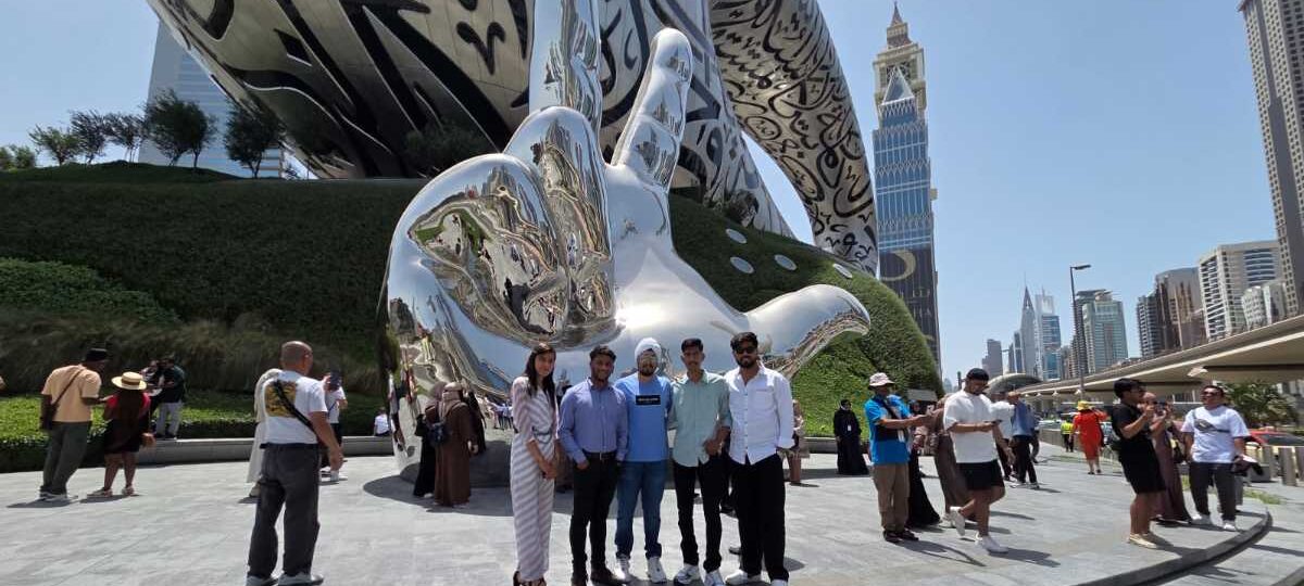 जी.आर.डी. के विद्यार्थियों ने किया दुबई एवं आभू धाबी का पांच दिवसीय अंतर राष्ट्रीय शैक्षणिक भ्रमण