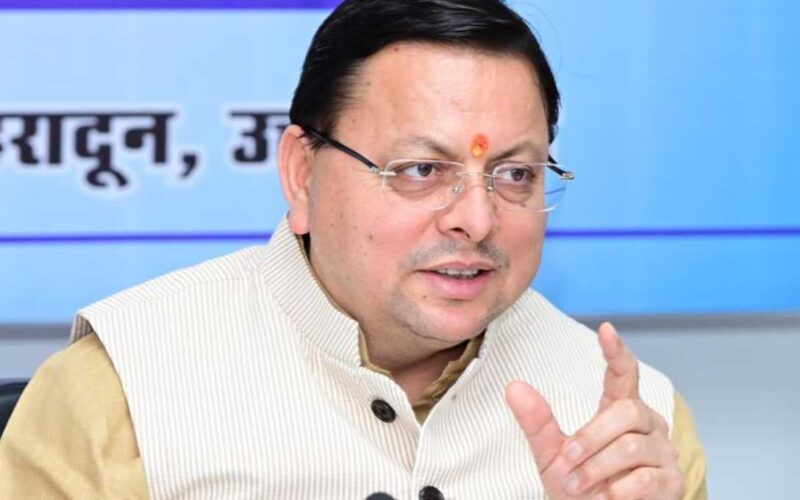घुसपैठियों को फर्जी प्रमाण पत्र बनाने में सहायता करने वाले लोगों के विरूद्ध भी कड़ी कार्यवाही होगी