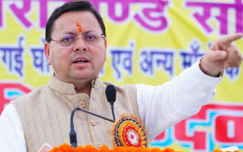 मुख्य कोषाधिकारी, एकाउन्टेन्ट कोषागार, नैनीताल को एक लाख 20 हजार रूपये रिश्वत लेते हुए रंगे हाथ किया गया गिरफ्तार