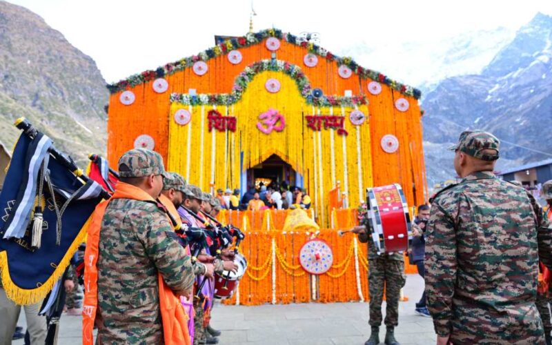विधि-विधान से खुले श्री केदारनाथ धाम के कपाट