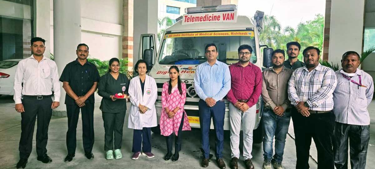 एम्स के सेटेलाईट सेन्टर में कार्यरत श्रमिकों के लिए निःशुल्क स्वास्थ्य शिविर आयोजित