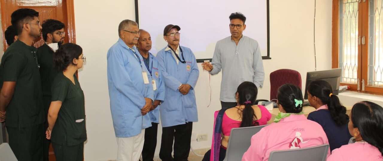 एम्स में आउटरीच सेल का बीएलएस ,वर्क प्लेस फ़ास्ट एड और होम हेल्थ एड दक्षता कार्यक्रम