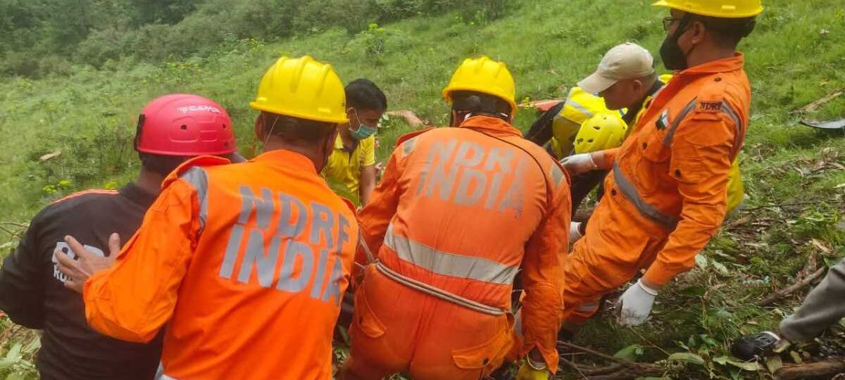 Big Breaking: रुद्रप्रायग जिले में हेलीकॉप्टर दुर्घटना की खबर, सात लोगों की दुखद मौत