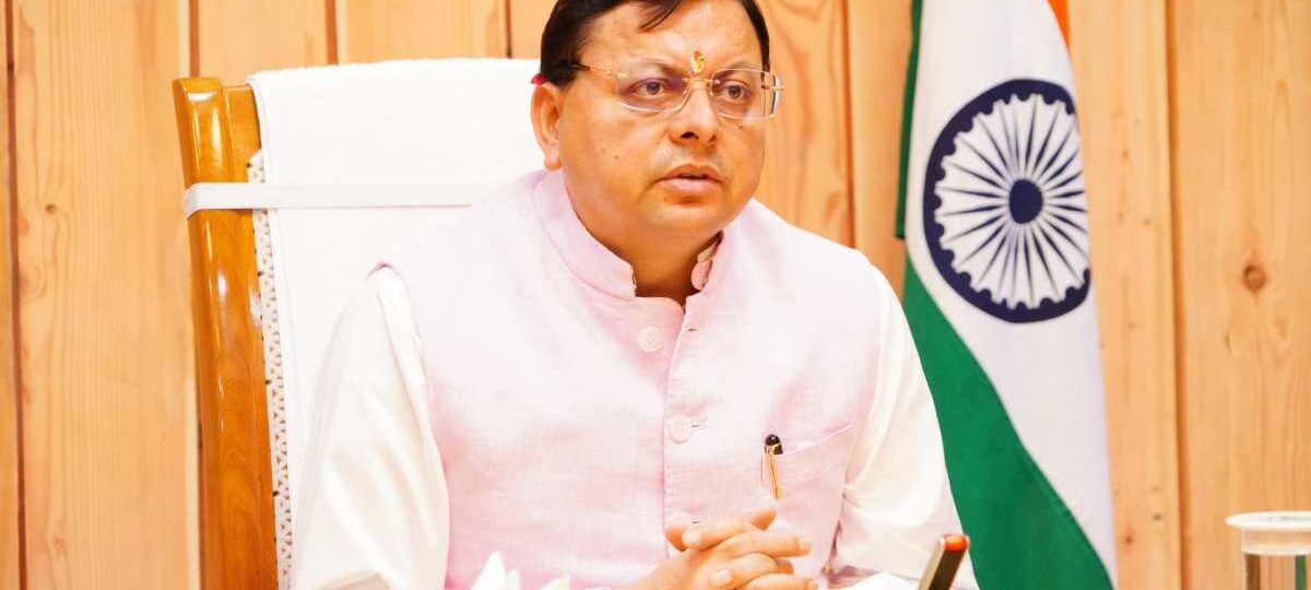 टॉपर्स को मिलेगा विशेष सम्मान, सीएम के निर्देश पर बनेंगे एक दिन के डीएम और एसपी