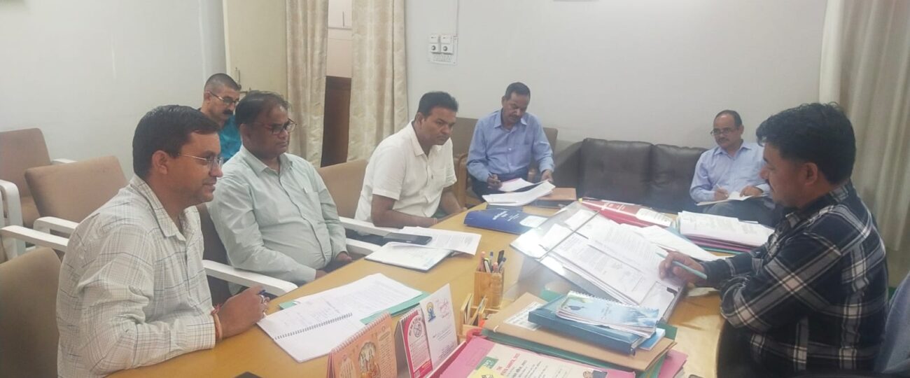 रुद्रप्रयाग: प्रशासन की सक्रियता से सुगम निर्वाचन की दिशा में अहम बैठक सम्पन्न