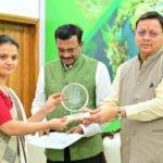 मुख्यमंत्री धामी ने विश्व पर्यावरण दिवस पर पर्यावरण के क्षेत्र में सर्वश्रेष्ठ कार्य करने वाले लोगों को सम्मानित किया