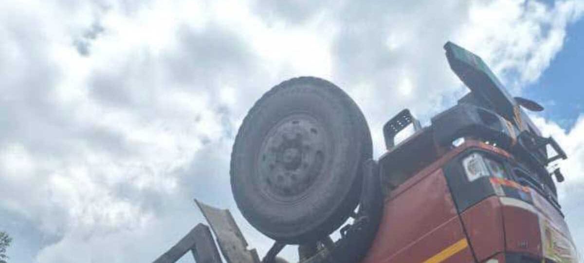 कांवड़ यात्रियों का ट्रक पलटा, तीन यात्रियों की मौत, मुख्यमंत्री धामी ने शोक संवेदना व्यक्त की