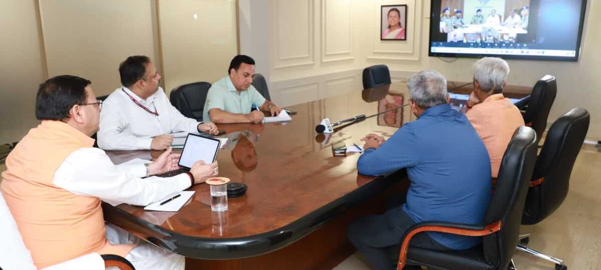 मुख्यमंत्री धामी ने कांवड़ मेला-2025 की तैयारियों को लेकर अधिकारियों के साथ समीक्षा बैठक की