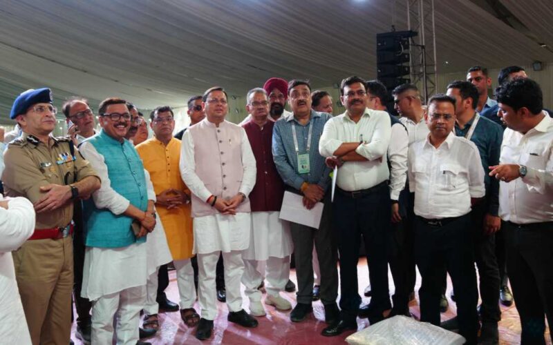 धामी सरकार मनाएगी एक लाख करोड़ की ग्राउंडिंग का उत्सव, मुख्यमंत्री ने तैयारियों को परखा