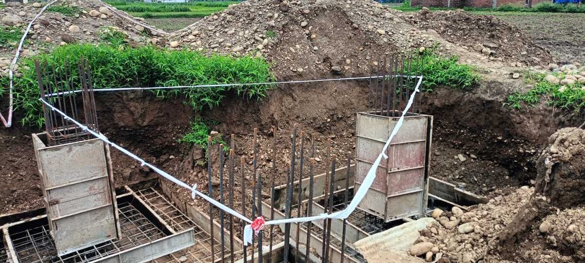 मानकों का उल्लंघन; जनभावना हुई आहत्; आक्रामक हुआ प्रशासन, सील हुए दर्जनों मोबाईल टावर