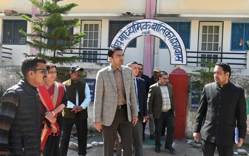 प्रोजेक्ट ‘‘उत्कर्ष’’ अन्तर्गत ब्लॉक चकराता, कालसी, विकासनगर के सभी सरकारी विद्यालय हुए फर्नीचयरयुक्त