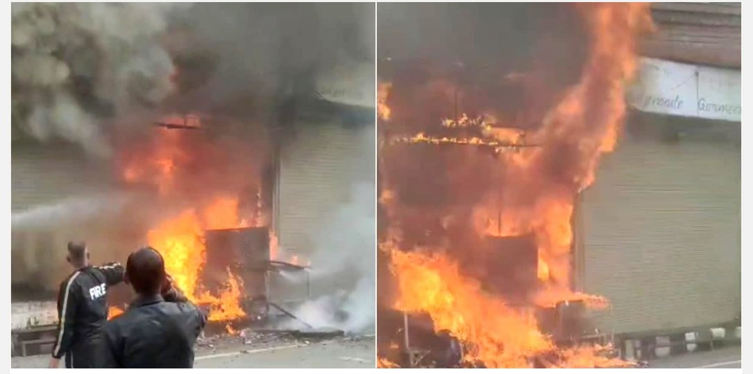 मसूरी मॉल रोड पर आइसक्रीम शॉप पर लगी भीषण आग, मची अफरा-तफरी