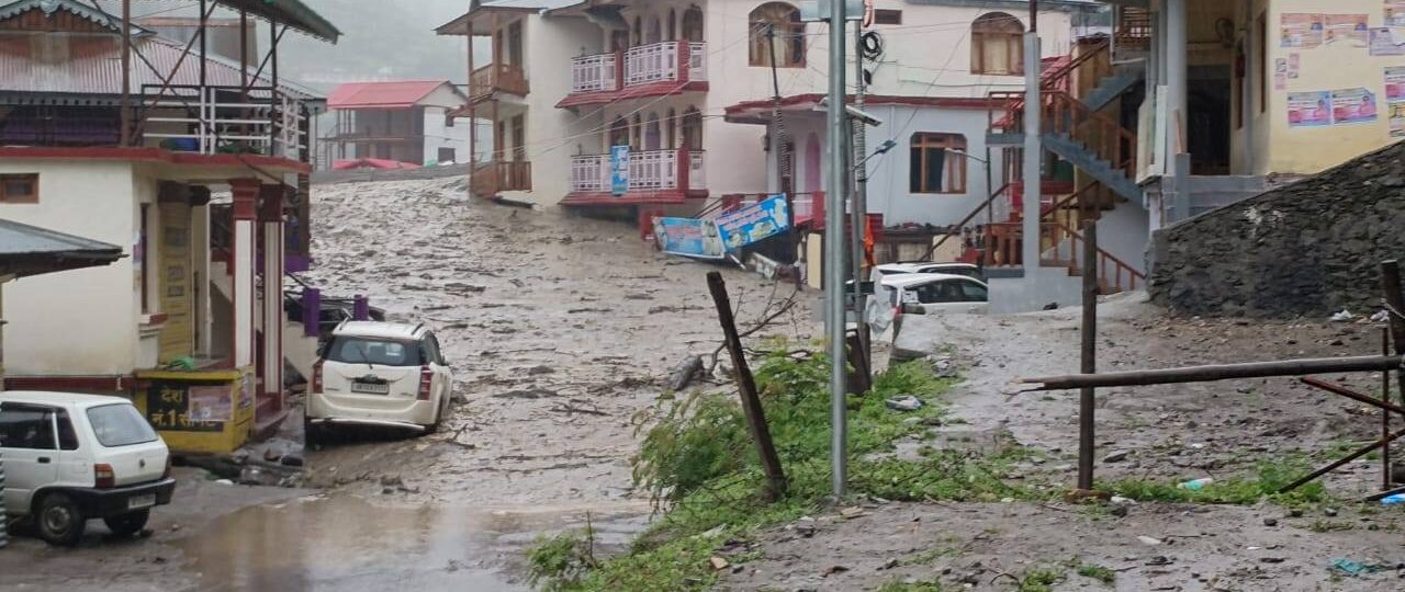 धराली गांव में बादल फटने की घटना से हुए जन-धन के नुकसान की सूचना पर मुख्यमंत्री ने दुःख व्यक्त किया