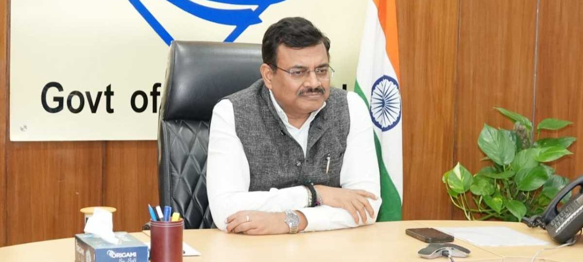 मुख्य सचिव ने मिलावटखोरी में संलिप्त व्यक्तियों पर नियमानुसार कठोर कार्रवाई किए जाने के निर्देश दिए