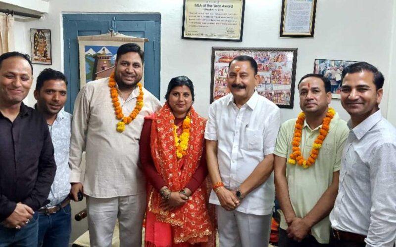 भटवाड़ी व डुंडा ब्लॉक प्रमुख चुनाव: प्रमुख, ज्येष्ठ उप प्रमुख व कनिष्ठ प्रमुख के पदों पर निर्विरोध निर्वाचन
