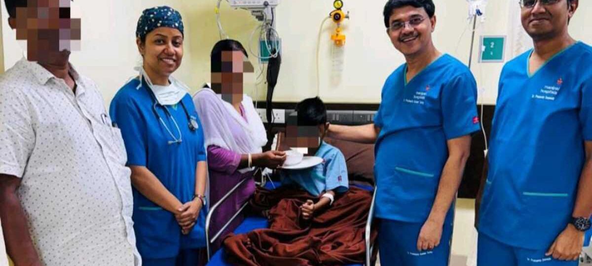 मणिपाल अस्पताल ईएम बाईपास और मुकुंदपुर क्लस्टर ने सात वर्षीय बच्चे को दुर्लभ और जानलेवा अग्न्याशय की चोट से समय पर ईआरसीपी प्रक्रिया द्वारा बचाया