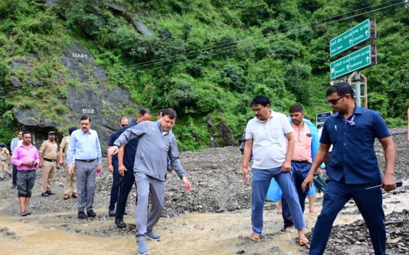 प्रधानमंत्री एवं केंद्रीय गृह मंत्री ने मुख्यमंत्री धामी से उत्तराखंड में अतिवृष्टि की विस्तृत जानकारी प्राप्त की