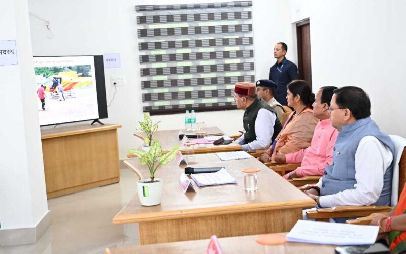 खटीमा से लेकर नंदानगर तक हर जगह जनता के बीच रहे सीएम धामी