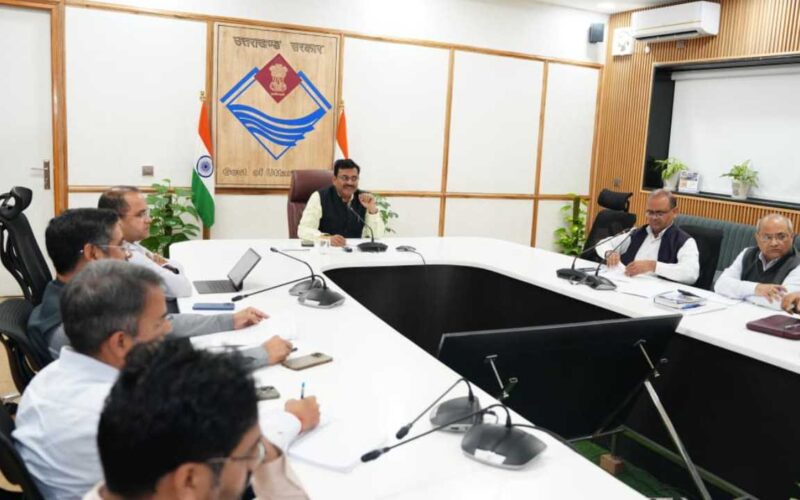 मुख्य सचिव आनन्द बर्द्धन की अध्यक्षता में राज्य कार्यकारिणी समिति की बैठक संपन्न