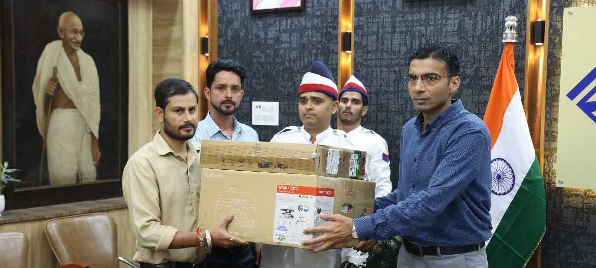 जिलाधिकारी  सविन बंसल की  पहल, स्वान के कॉप्स होंगे आधुनिक